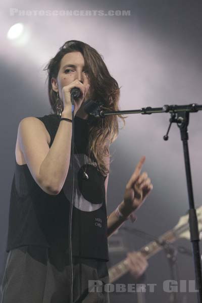 WARPAINT - 2016-10-29 - PARIS - Grande Halle de La Villette - 